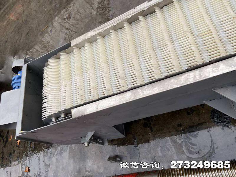 容城回转耙齿式清污机