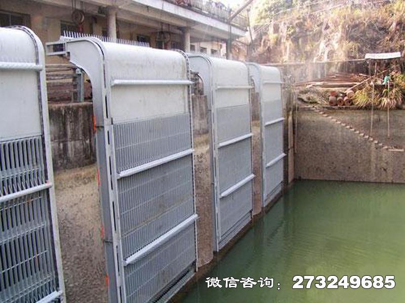滴道水电站格栅清污机